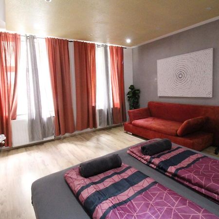 Private Triple Bedroom Rf1 Wien Exterior foto