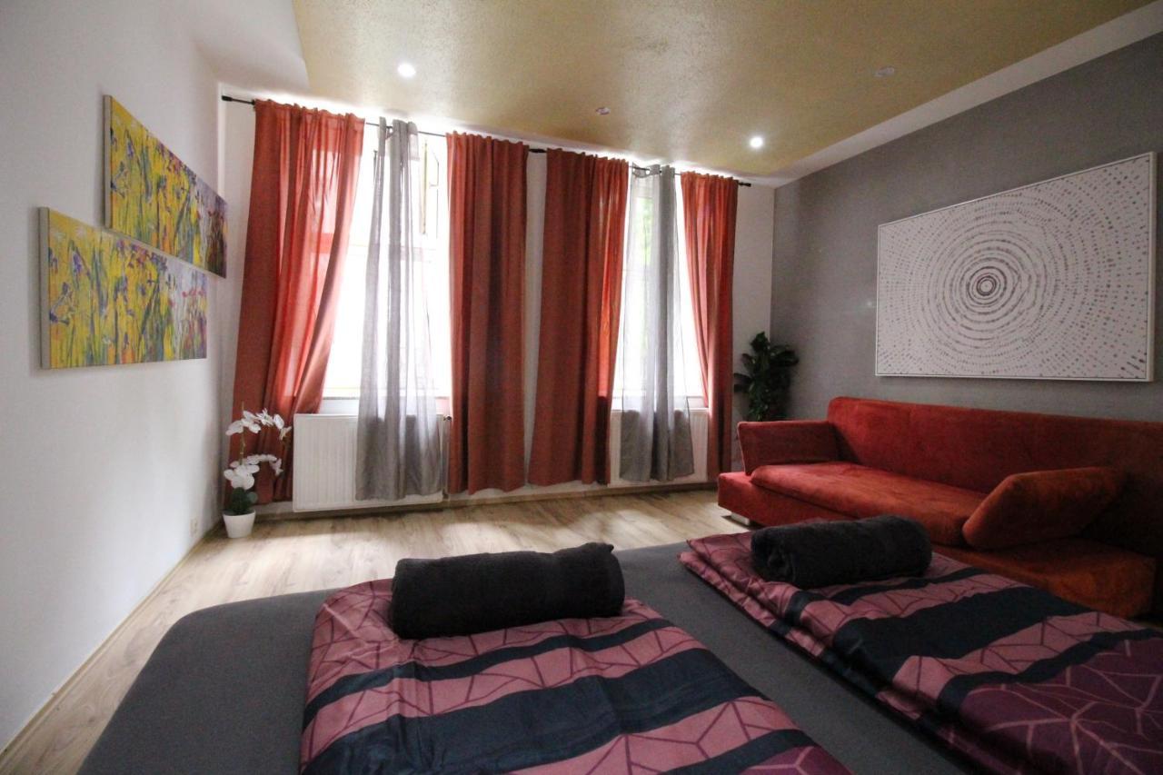 Private Triple Bedroom Rf1 Wien Exterior foto